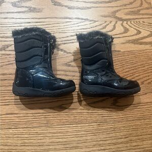 Khombu Davia Toddler size 7 Faux Fur Winter Boots